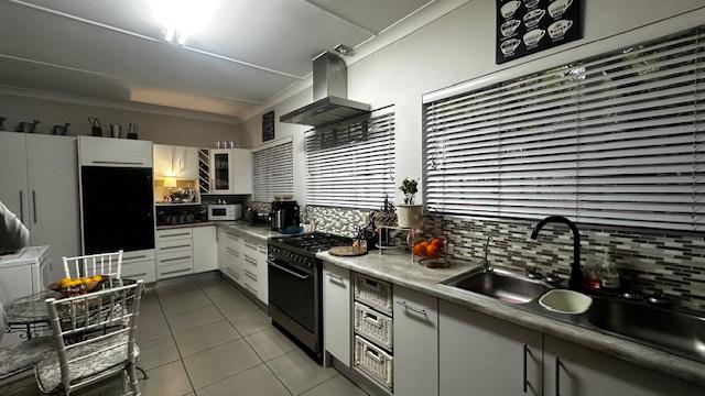 7 Bedroom Property for Sale in Waverley Free State